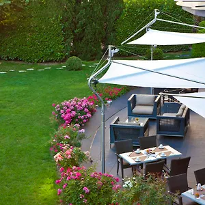 Appart hôtel Warwick Reine Astrid -