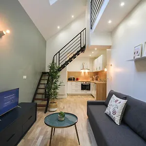 Appartement Centre - Nice Cozy&functional Ap